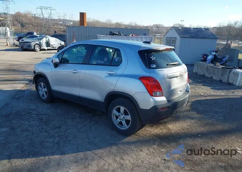 2015 Chevrolet Trax 1Ls z USA, uszkodzony, nr VIN KL7CJPSB7FB182632